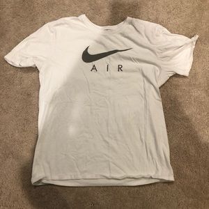 Men’s Nike tee